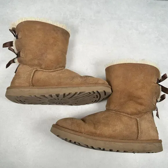 UGG Bailey Bow Boots Short Womens Size 8 Chestnut Suede Sheepskin Lined Bow Back - Picture 6 of 14
